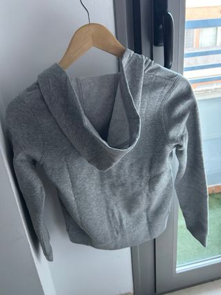 Conjunto Nike niña S sin estrenar