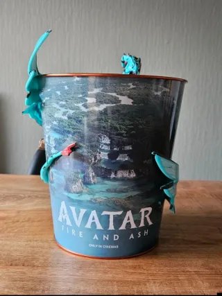 Cubo Bucket Avatar 3 Fuegos y Cenizas