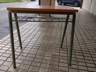 Pupitre escolar madera y metal