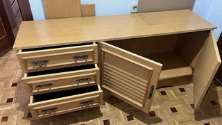 GRATIS silla ,espejo,cama ,mueble ,escritorio....