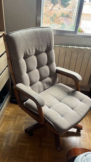 GRATIS silla ,espejo,cama ,mueble ,escritorio....