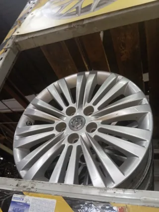 Llantas Opel Insignia Modernas 17 pulgadas