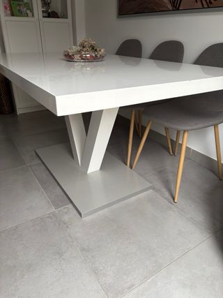 Mesa de comedor blanca, NO SILLAS