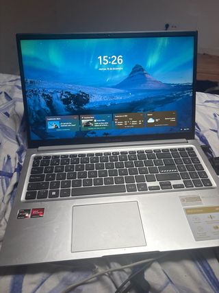 Asus Vivobook Argento Quasi Nuovo