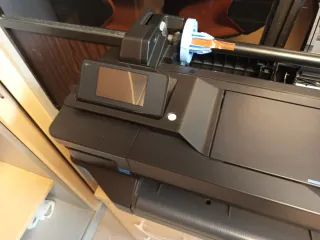 ESCUCHO OFERTAS. HP DesignJet T120 Plotter