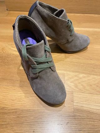 Botines Pepe Jeans piel cordones tacón grises