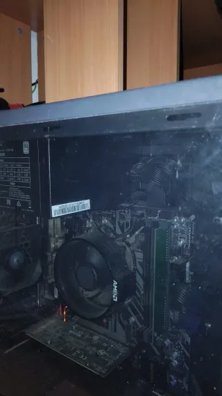 PC Gaming con luces LED RGB