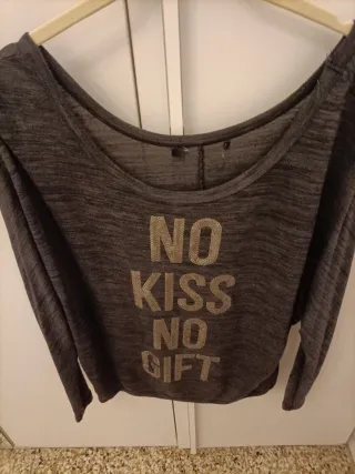 Maglietta donna NO KISS NO GIFT