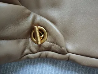 Bolso Bimba y Lola Piel Beige Dorado 25cm x13.