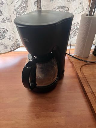 Cafetera con jarra de cristal