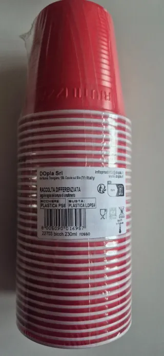 Set festa Natale: piatti, tovaglia, forchette, bic