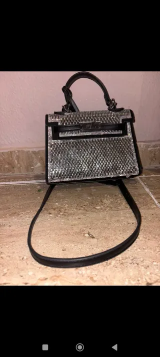 Bolso de fiesta con pedrería
