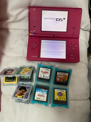 Nintendo DSi Rosa con 6 Juegos