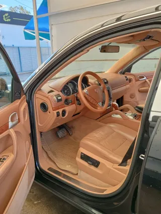 Porsche Cayenne 2005