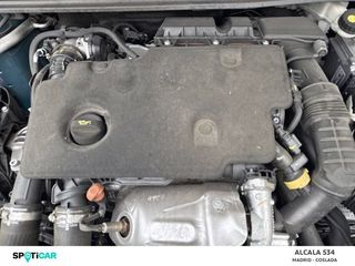 Peugeot 308  5P  BlueHDi 130 S&S EAT8 Active