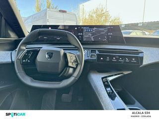 Peugeot 5008  1.2 100KW  eDCS6 Allure