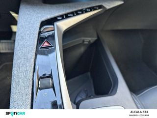 Peugeot 5008  1.2 100KW  eDCS6 Allure