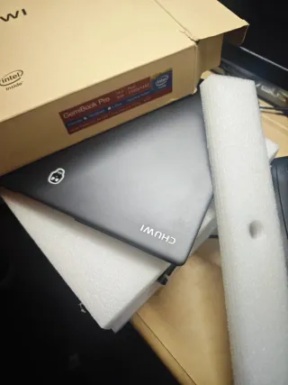 Chuwi 16gb ram ssd512gb pantalla 2K