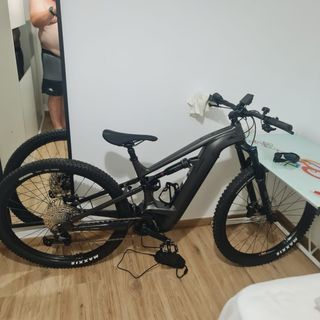 Bicicleta de montaña eléctrica 2023  MOTERRANEOAI