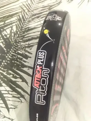 Pala de pádel Black Crown Attack Plus