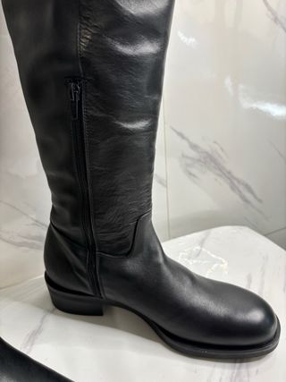 Stivali Al Ginocchio Pelle Nero Dettagli Oro