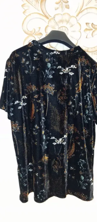 Blusa negra terciopelo Pieces