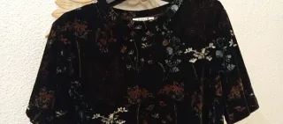 Blusa negra terciopelo Pieces