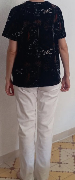 Blusa negra terciopelo Pieces