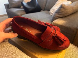 Zapatos granate sin estrenar talla 37