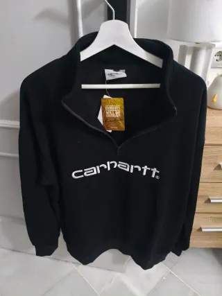 Sudadera Carhartt negra con logo