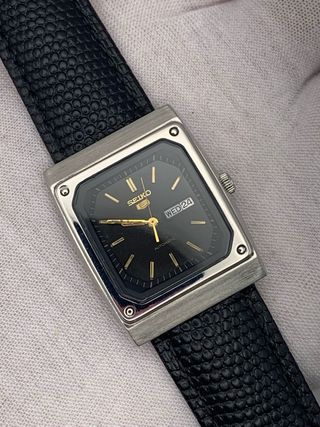 Relógio Seiko Vintage Tank Preto Dourado