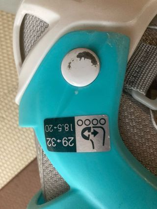 Patines Oxelo Talla 29-32 + Rodilleras