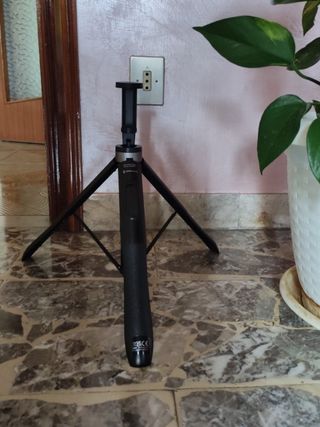 Selfie stick treppiedi con telecomando - Nuovo