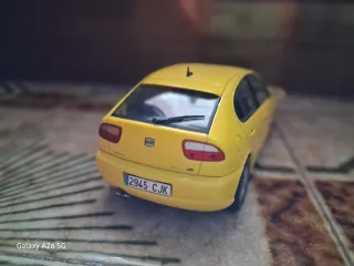 Seat León Cupra R Amarillo