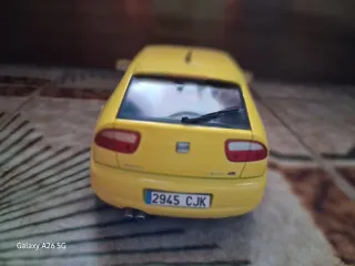 Seat León Cupra R Amarillo