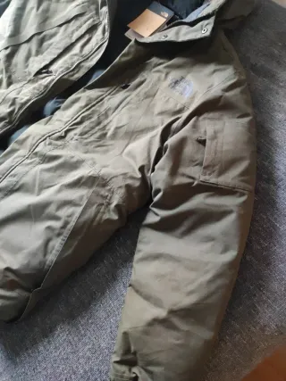 Chaqueta The North Face verde