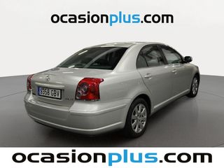 Toyota Avensis 1.8 VVT-I Sol 95 kW (129 CV)