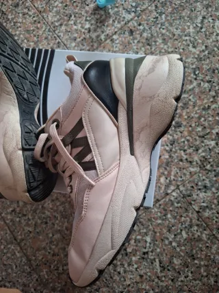 Sneakers Aldo donna rosa e nere