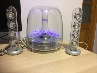 Altavoces Harman Kardon Metacrilato con iluminacio