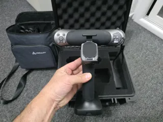 Escáner 3D Creality CR-Scan Raptor y mango escaneo