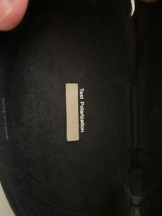 Estuche + Gafas Polaroid Negro