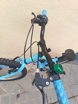 Bicicleta infantil BTT Racer 20" come nuova!