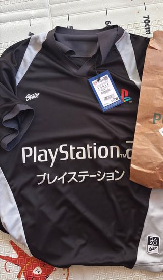 Camiseta PlayStation Pull&Bear Talla S