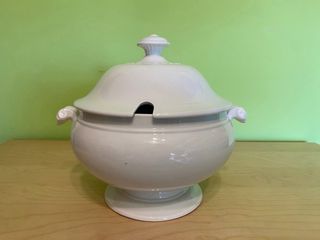 juego de dos soperas antiguas