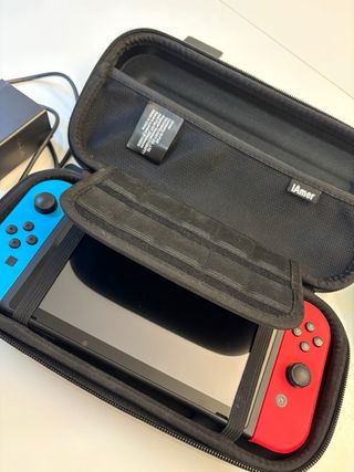 Nintendo Switch Azul/Rojo + Accesorios