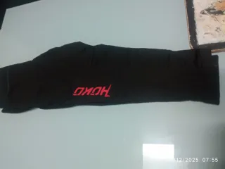 Mallas Hoko Negras con Bolsillos Laterales