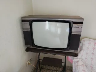 Televisor Philips Vintage Beige/Gris