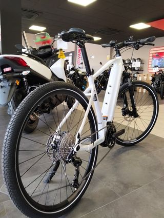 YAMAHA CrossCore RC E-BIKE