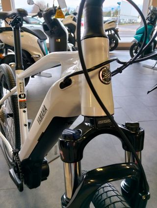YAMAHA CrossCore RC E-BIKE
