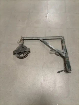 Garrucha con trípode y cuerda